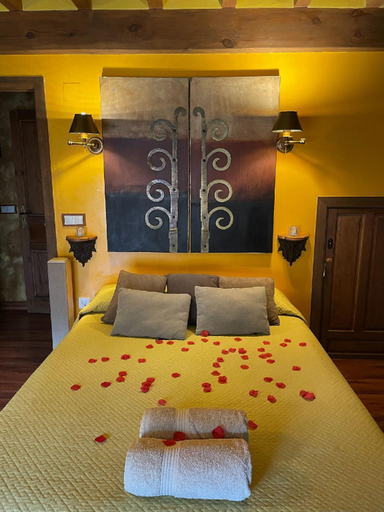 Bedroom 2, Casa Quimera, Ávila