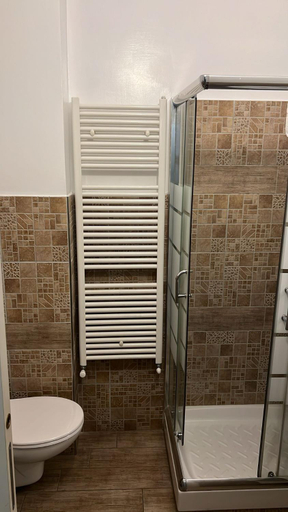 Bathroom 3, NASONI DI ROMA (VICINISSIMO BASILICA SAN GIOVANNI IN LATERANO), Roma
