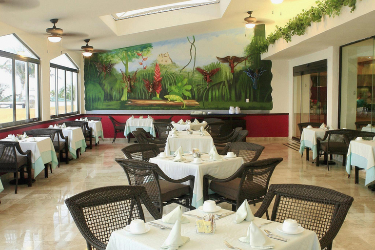 Food & Drinks 5, Golden Parnassus Resort & Spa - All Inclusive (Adults Only), Benito Juárez