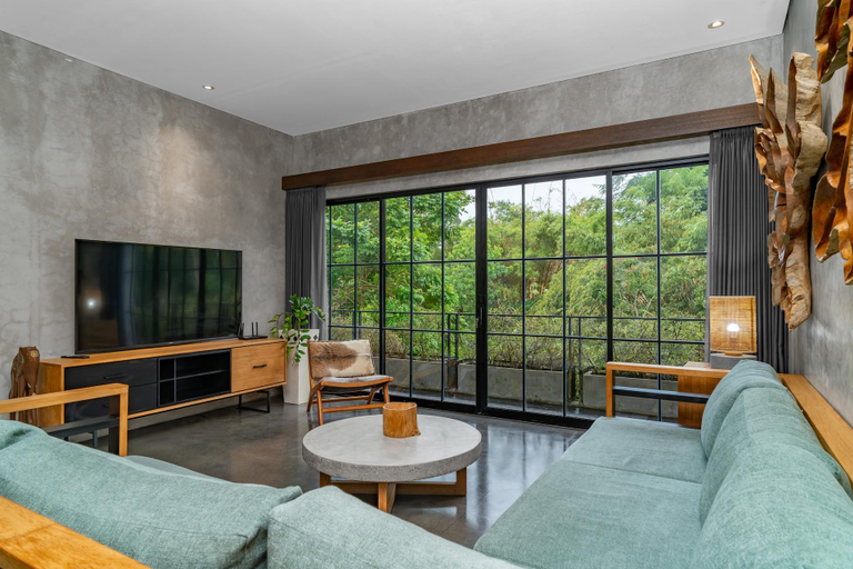 Shared lounge/TV area 5, Amarell Ubud Private Luxury Villa, Gianyar