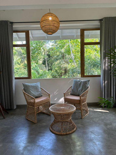 Others 5, Shaka Villa, Dickwella