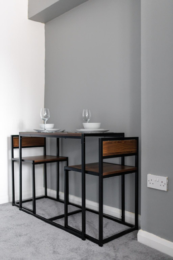 Others 2, Studio 6 - City Centre - Fast Wifi and Smart TV, Middlesbrough