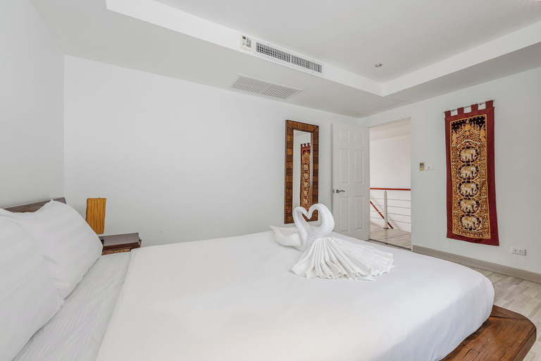 Room 3, Sea View 2BR Condo Prime Location C236, Phuket Island