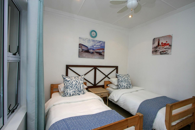 Bedroom 4, Umhlanga Self-Catering Guesthouse, eThekwini