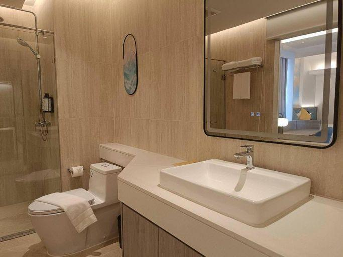 Bathroom 3, Mike Hotel, Pattaya