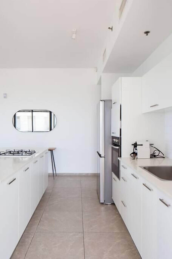 Private kitchen 3, Family Getaway Sea View Parking