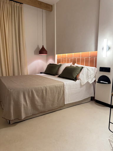 Room 2, BELLADORA HOTEL BOUTIQUE, Girona