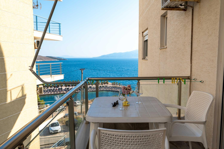 Others 3, Playa Apartments, Sarandës
