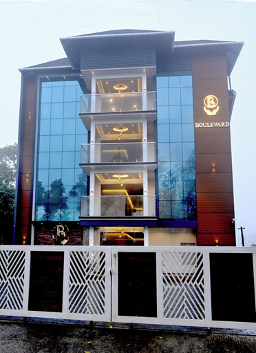 Front of property 3, Boulevard Munnar, Idukki