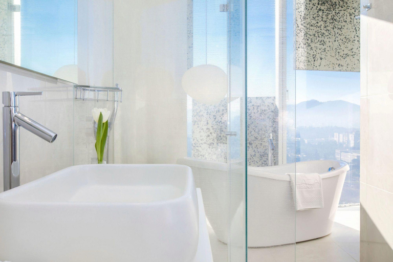 Bathroom 4, Maritim Hotel Plaza Tirana, Tiranës