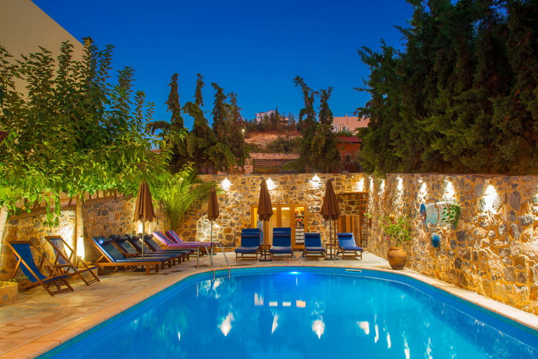 Sport & Beauty 2, Balsamico Traditional Suites, Crete