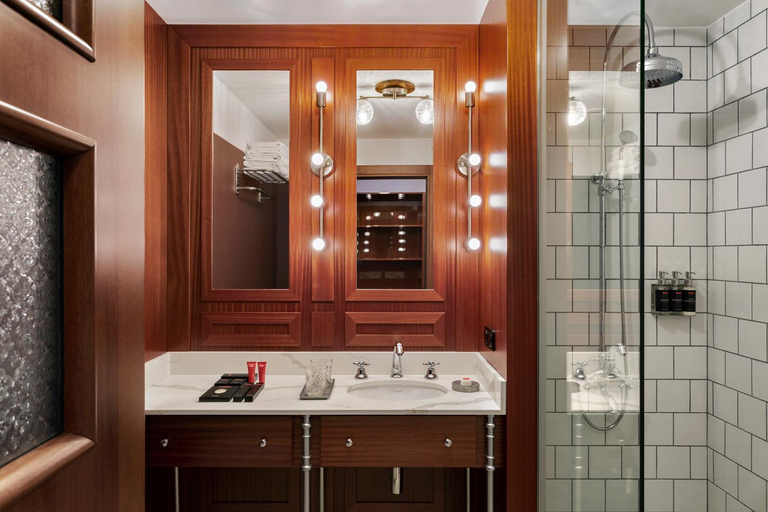 Bathroom 5, Hotel Afisha, Tbilisi