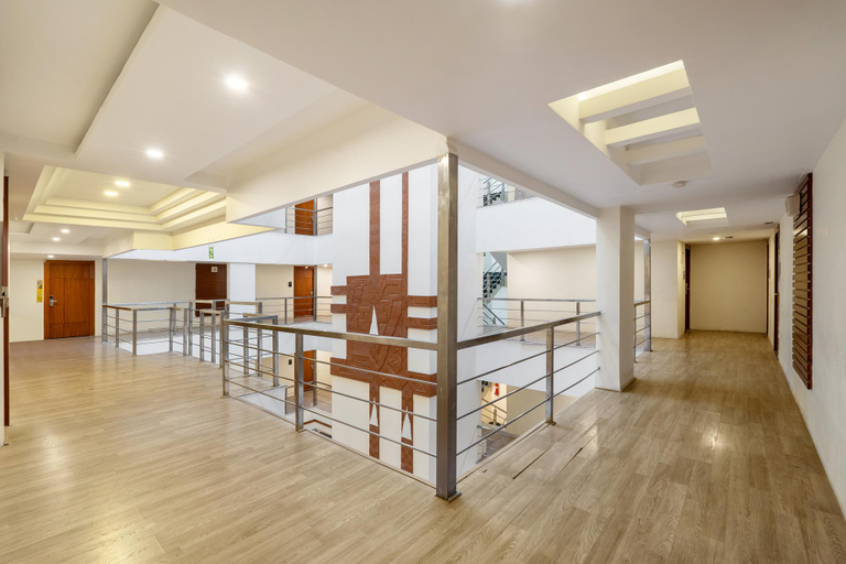 Public Area 3, Monday Hotels Hitec City, Hyderabad