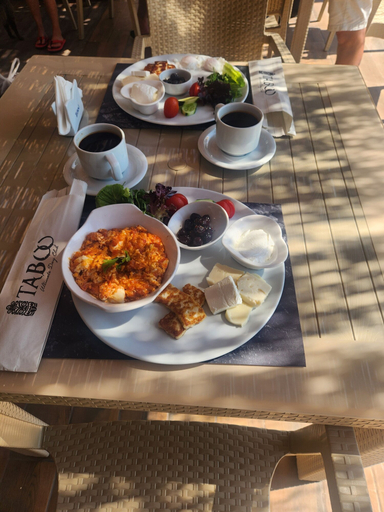 Food & Drinks 5, santoria village