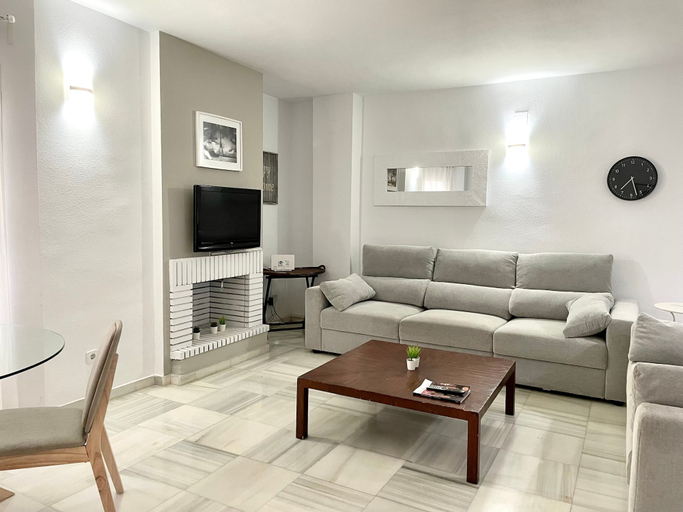 Room 2, 2 Bedroom Quiet Area F-2, Málaga
