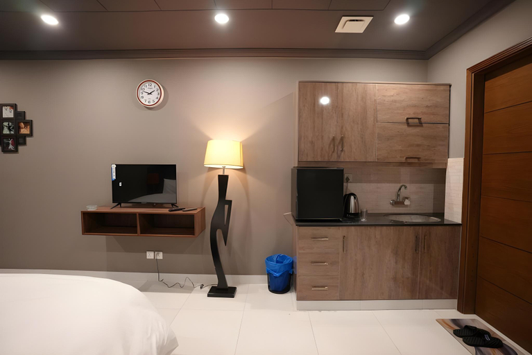 Bedroom 2, Hotel Crossroads, Islamabad
