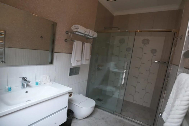 Bathroom 5, West Inn Hotel Baku, Baku