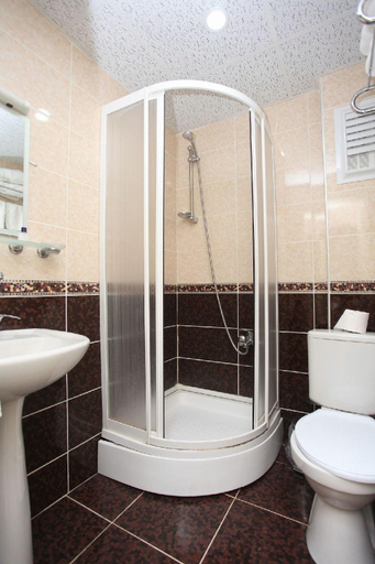 Bathroom 3, Grand Hotel Palmiye, Beyoğlu