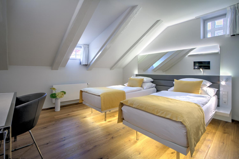 Bedroom 2, Hotel Bishops House, Praha 1