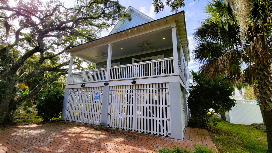Exterior & Views 2, Serendipity by Tybee Vacation Rentals, Chatham
