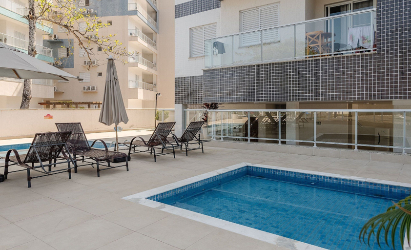 Pool 5, Cozy Apartment w Barbecue 550m - Beach Ire021, Ubatuba