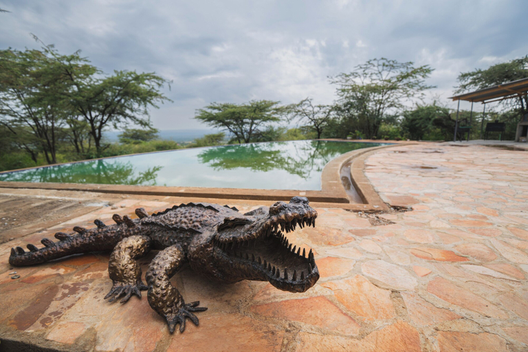 Sundeck, Mara hilltop, Narok West