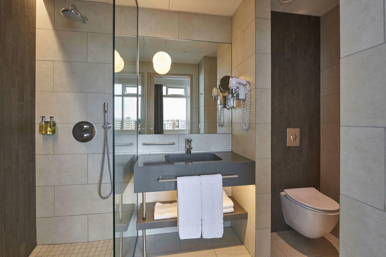 Bathroom 5, Hotel Island Spa and Wellness hotel, Reykjavík