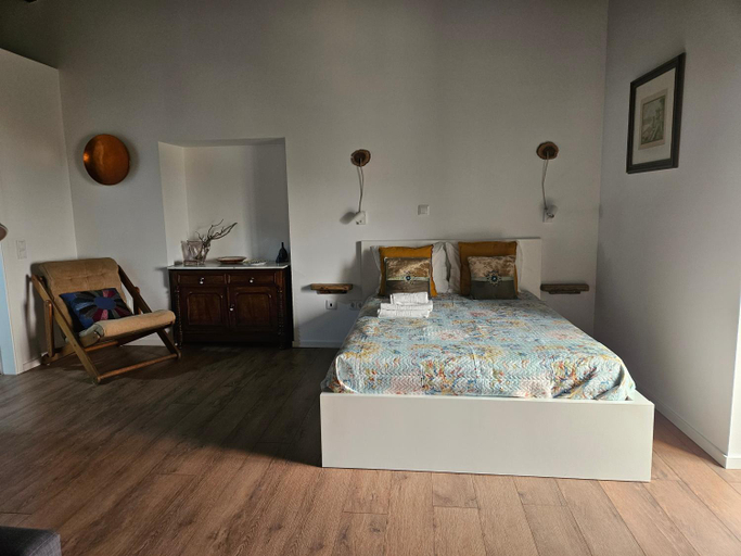 Bedroom 3, Quinta de Sobre a Fonte Charming Apartments - traditional winery, Peso da Régua