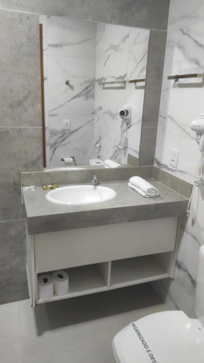Bathroom 4, Pousada Belvedere, Capitólio