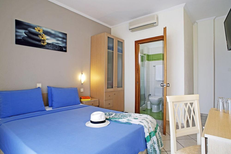 Bedroom 3, Stratos Hotel, Central Macedonia