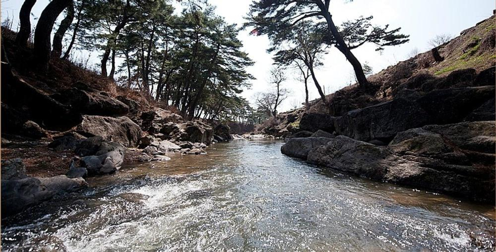Others 3, Punggi Red Clay Pension, Yeongju