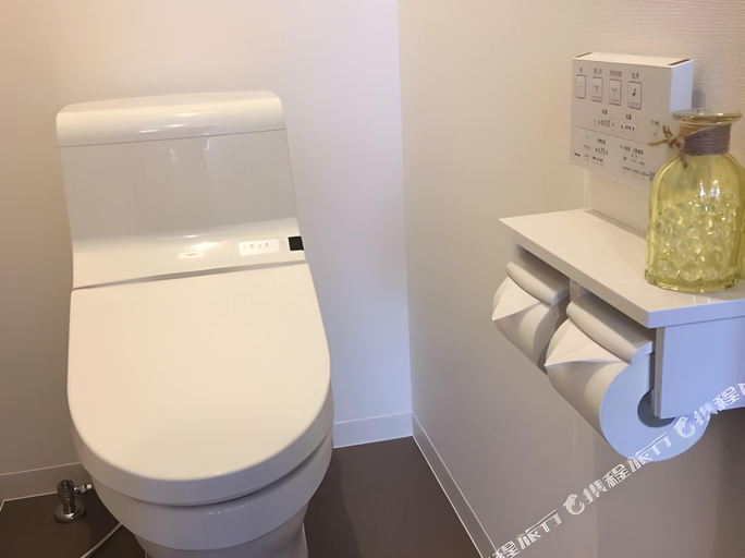 Bathroom 4, Pensione UNO, Niseko