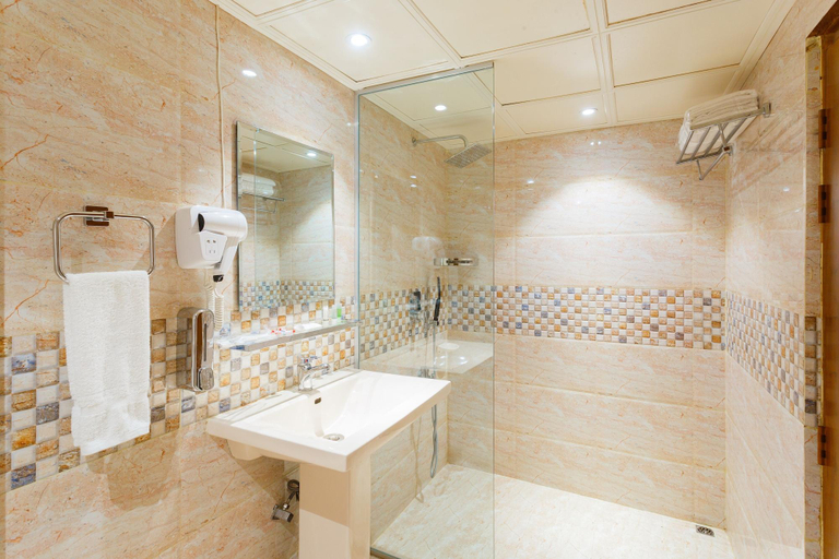 Bathroom 3, Hotel the Capital Ltd., Dhaka