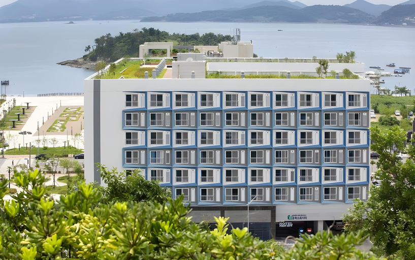 Exterior & Views 3, First City Hotel Premium, Yeosu