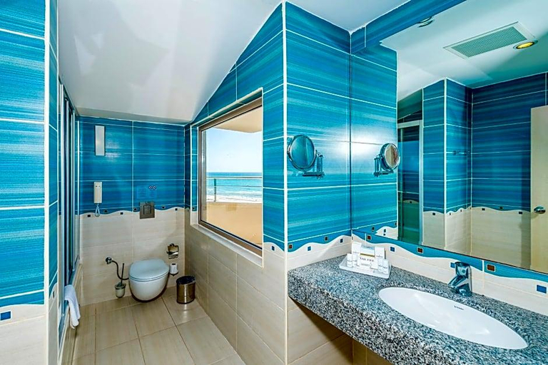 Bathroom 5, VONRESORT Golden Coast, Manavgat