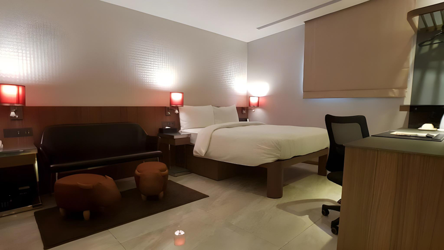 Bedroom 2, Hotel B7 journey 94, Taipei City