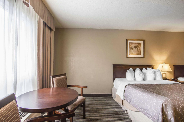 Bedroom 3, Quality Inn & Suites Yorkton, Division No. 9