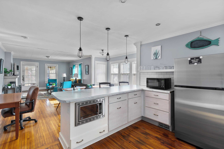 Private kitchen 4, 49th Terrace Haven, Jefferson