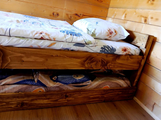 Bedroom 2, Bujtina Selimaj