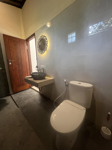 Bathroom 3, Dira house two bedrooms with private pool , Gianyar