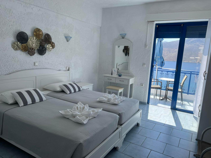 Bedroom 5, Marinas Studios, South Aegean