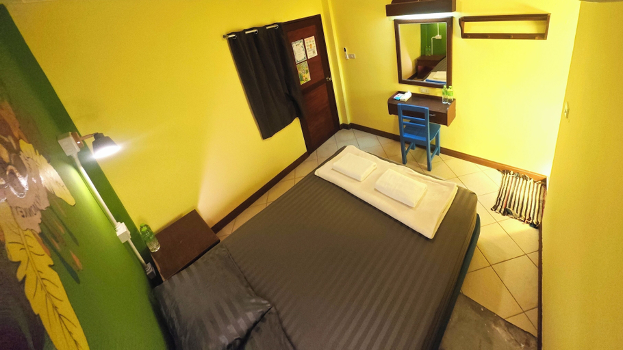 Bedroom 2, THE FUNKY MONKEY HOSTEL - 18 to 40 only, Ko Phangan