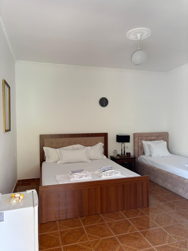Others 4, Rama Guest House, Beratit