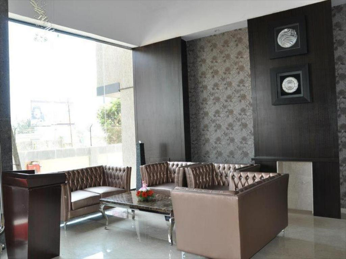 Public Area, Hotel Lxia, Pune