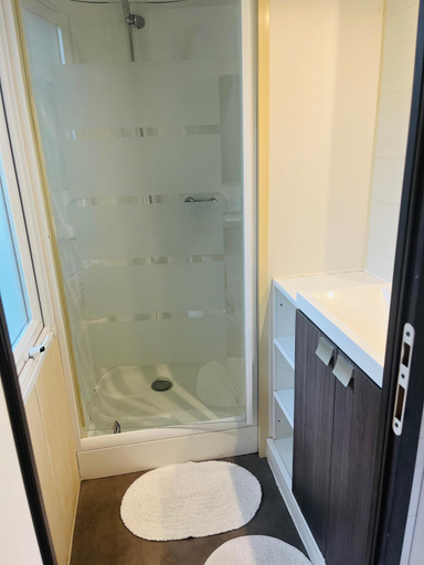 Bathroom, Les Bergeries de Petralonga, Corse-du-Sud