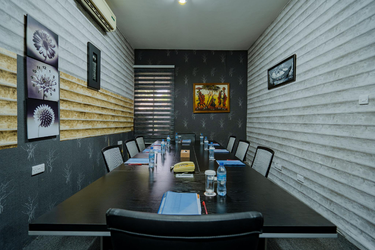 Food & Drinks 5, Amariah, Kinondoni