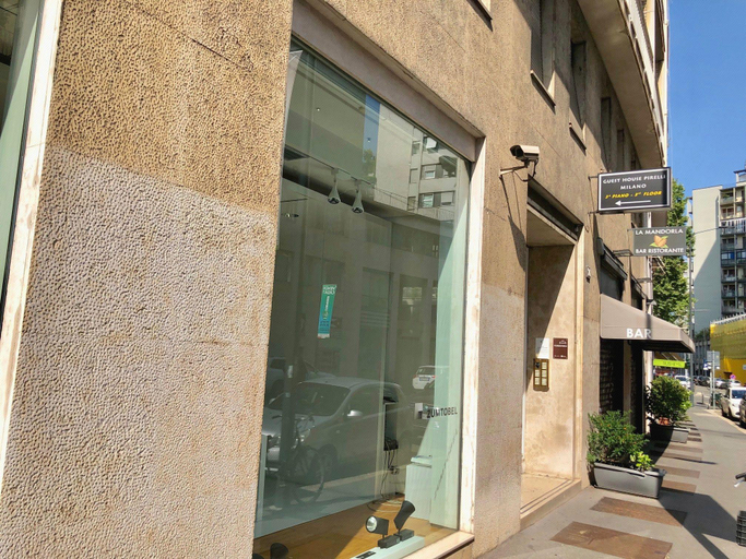Exterior & Views 2, Guest House Pirelli, Milano