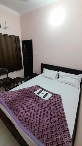 Bedroom 4, New hotel blue stars, Varanasi