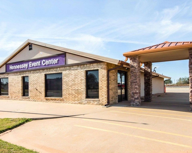 Exterior & Views 2, Sleep Inn & Suites Hennessey, Kingfisher
