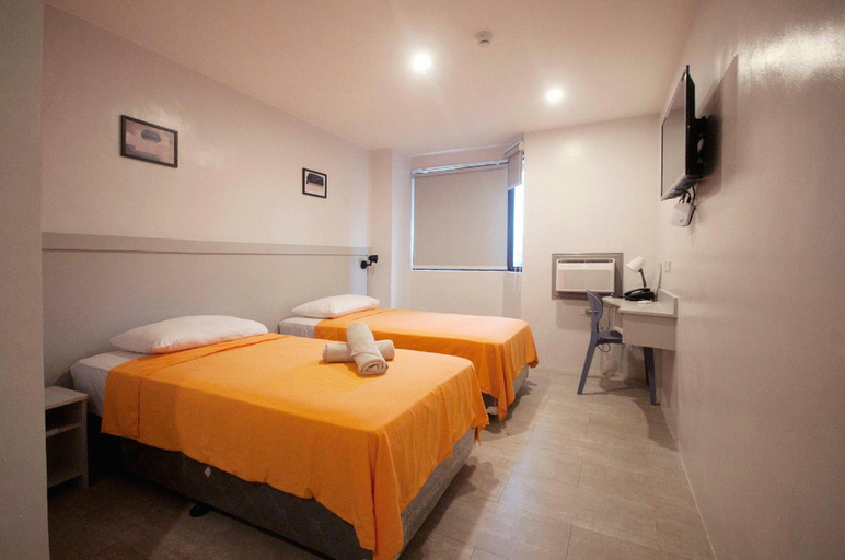 Bedroom 2, Hotel Lucca , Legazpi City